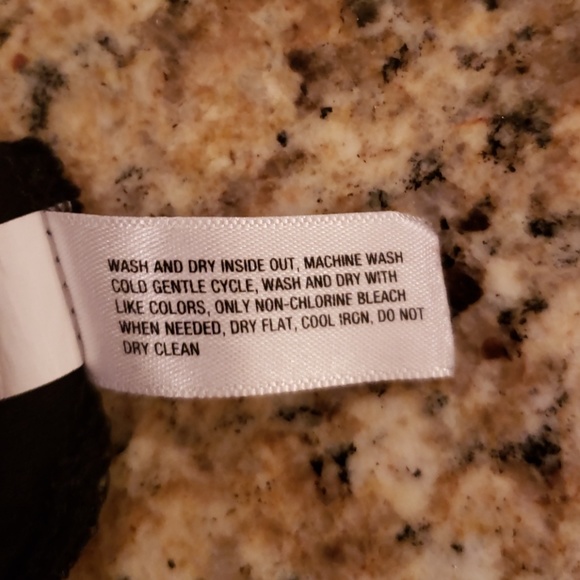 Shirt - Picture 4 of 5